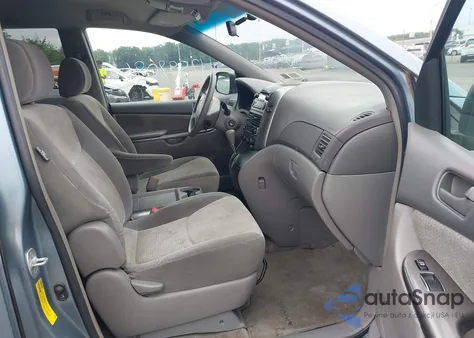 2007 Toyota Sienna Le z USA, uszkodzony, nr VIN 5TDZK23C27S084185